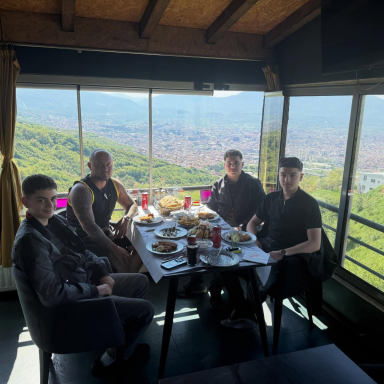 Coffee Barber, 16