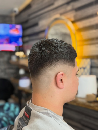 Coffee Barber, 23