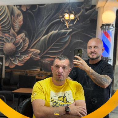 Coffee Barber, 10
